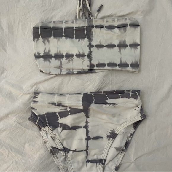 L*Space Tie Dye Bikini - Picture 2 of 7